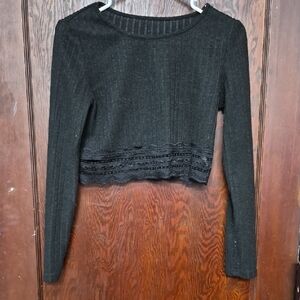 SHEIN Elegant Black Lace Trim Crop Top